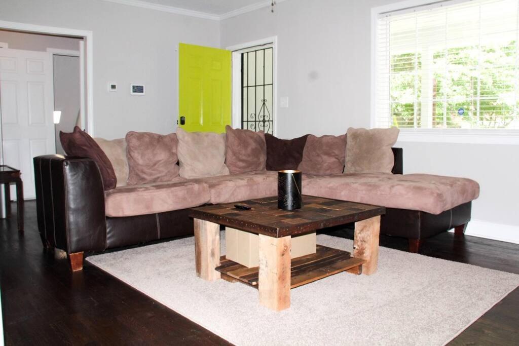 Downtown Atlanta Getaway With Rental Car Option! Exterior foto